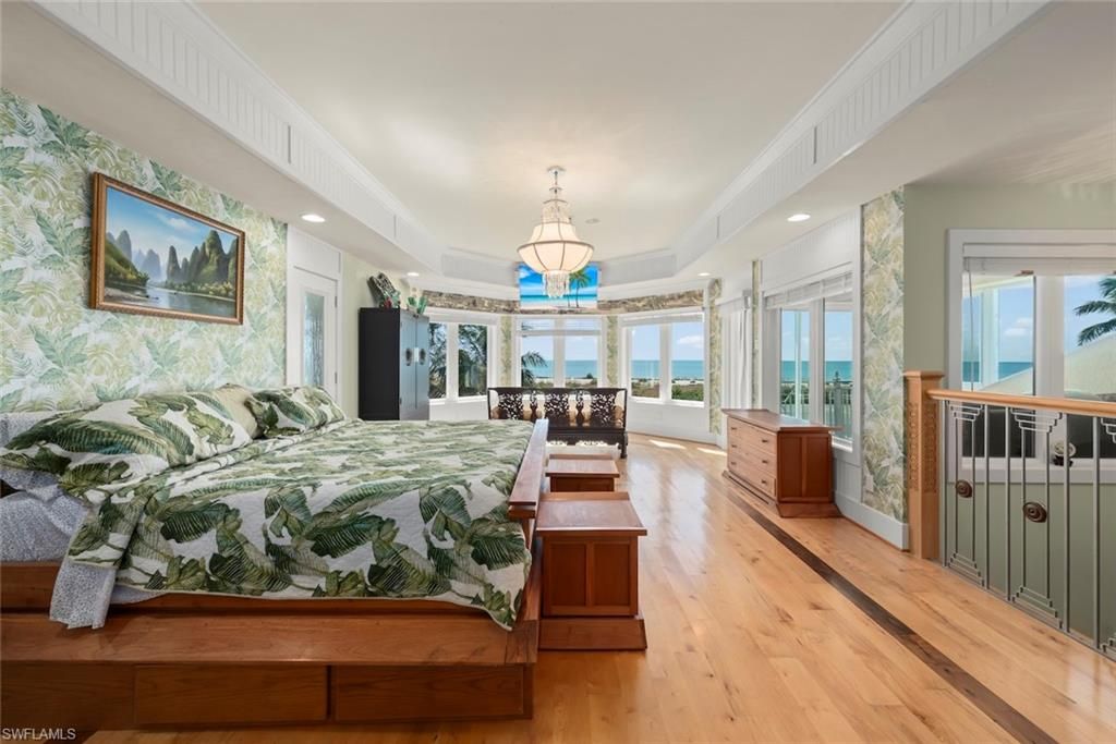 Bedroom, Interior, Pendant Lights, Recessed Lighting, Water, Wood Texture Flooring