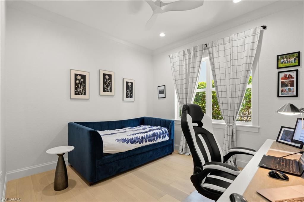 Home Office, Interior, Recessed Lighting, Wood Texture Flooring