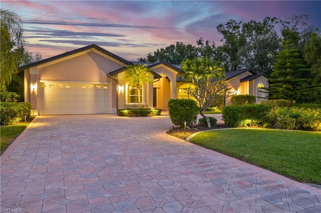 Attached, Backyard, Exterior, Facade, Ranch