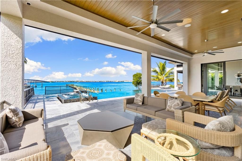 Interior, Living room, Recessed Lighting, Water