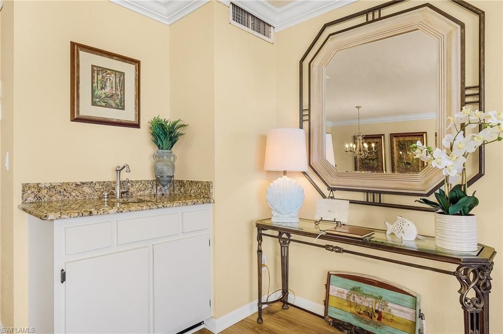 Chandelier, Interior, Wood Texture Flooring