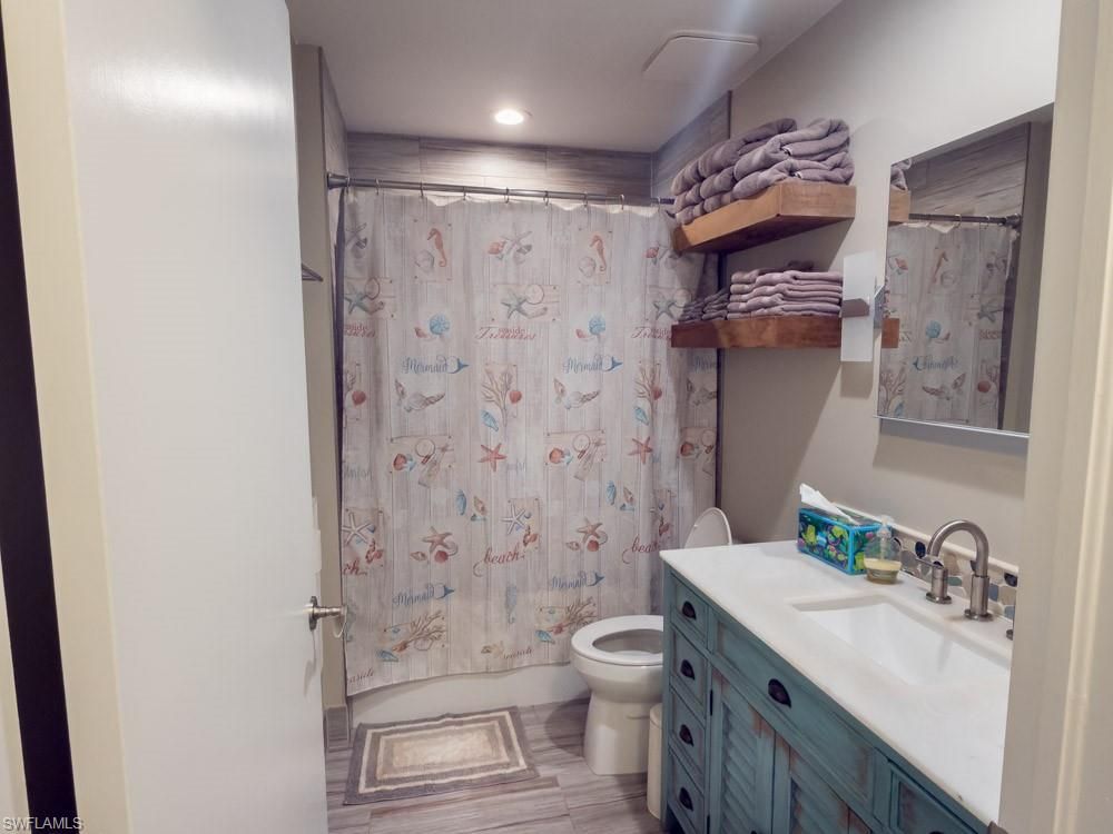 Bathroom, Interior, Recessed Lighting, Wood Texture Flooring