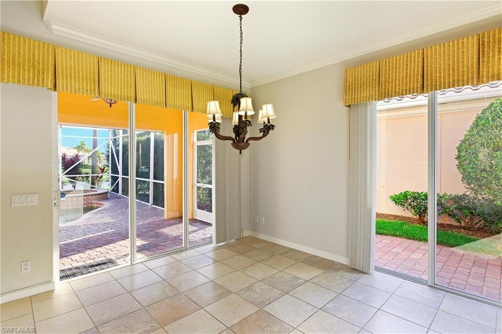 Chandelier, Empty room, Interior