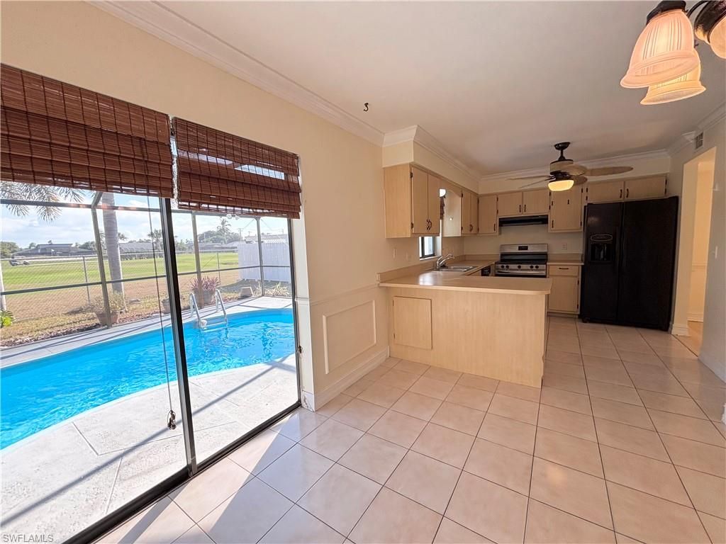 Interior, Kitchen, Stainless Steel Appliances