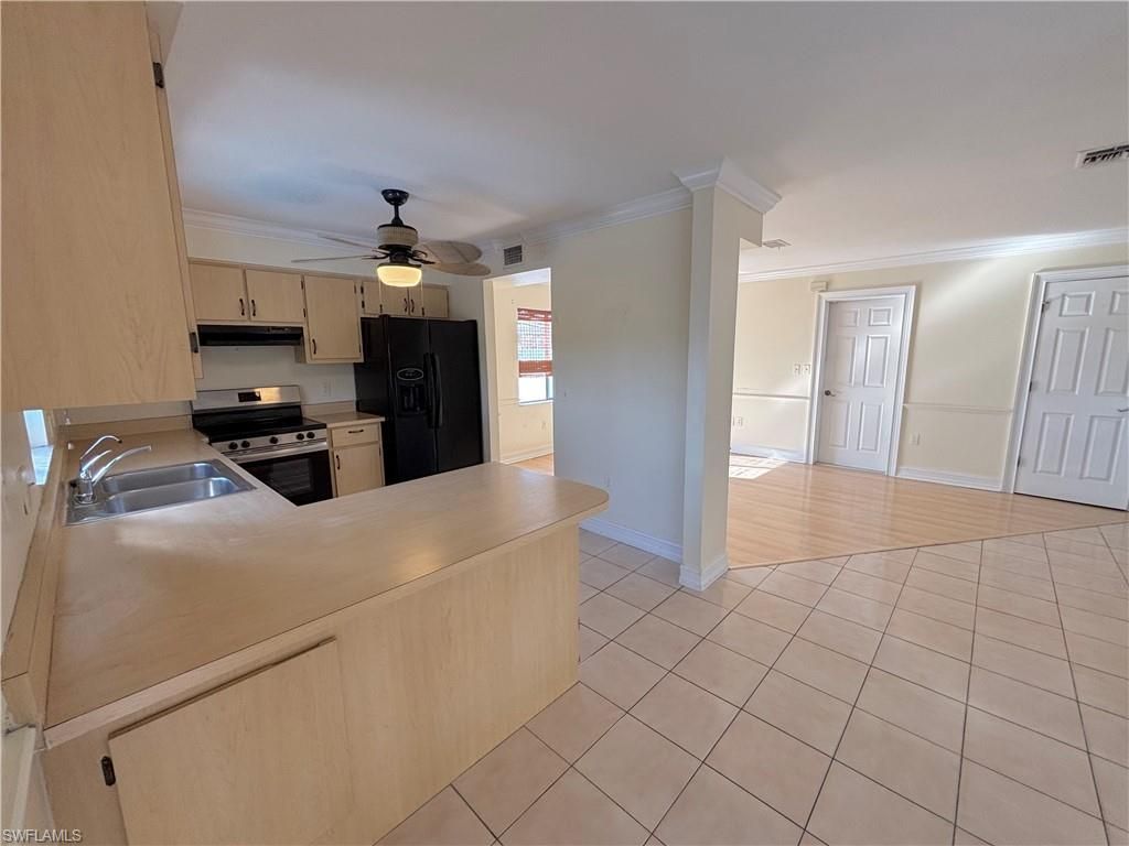 Interior, Kitchen, Wood Texture Flooring