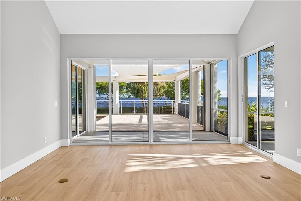 Empty room, Interior, Water, Wood Texture Flooring