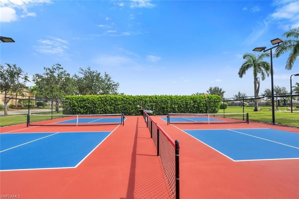 Exterior, Tennis Courts