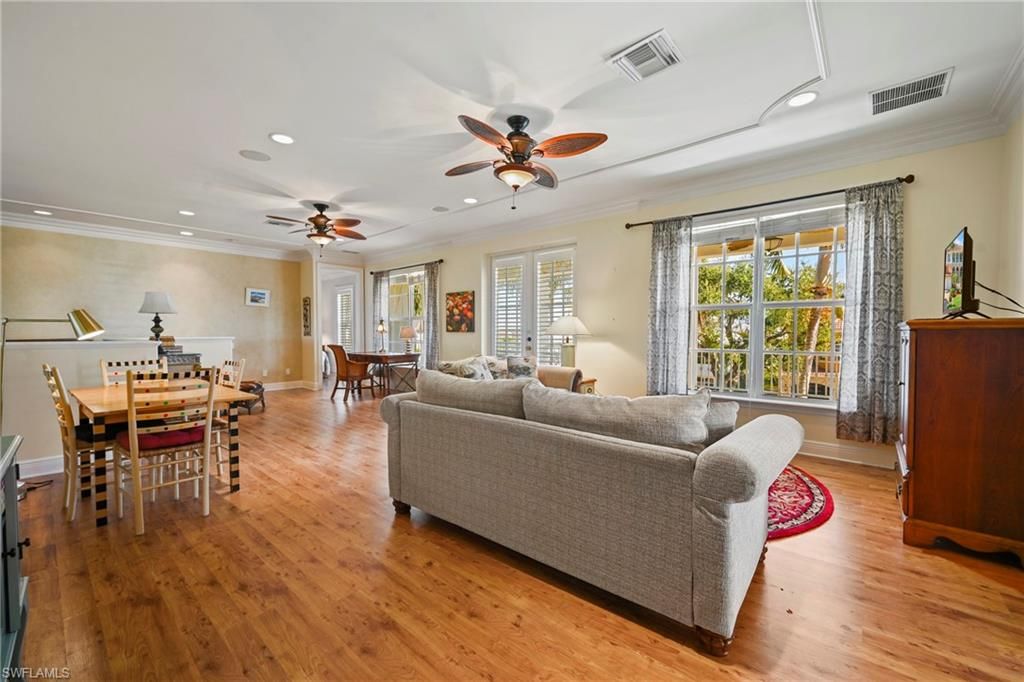 Dining room, Interior, Living room, Recessed Lighting, Wood Texture Flooring