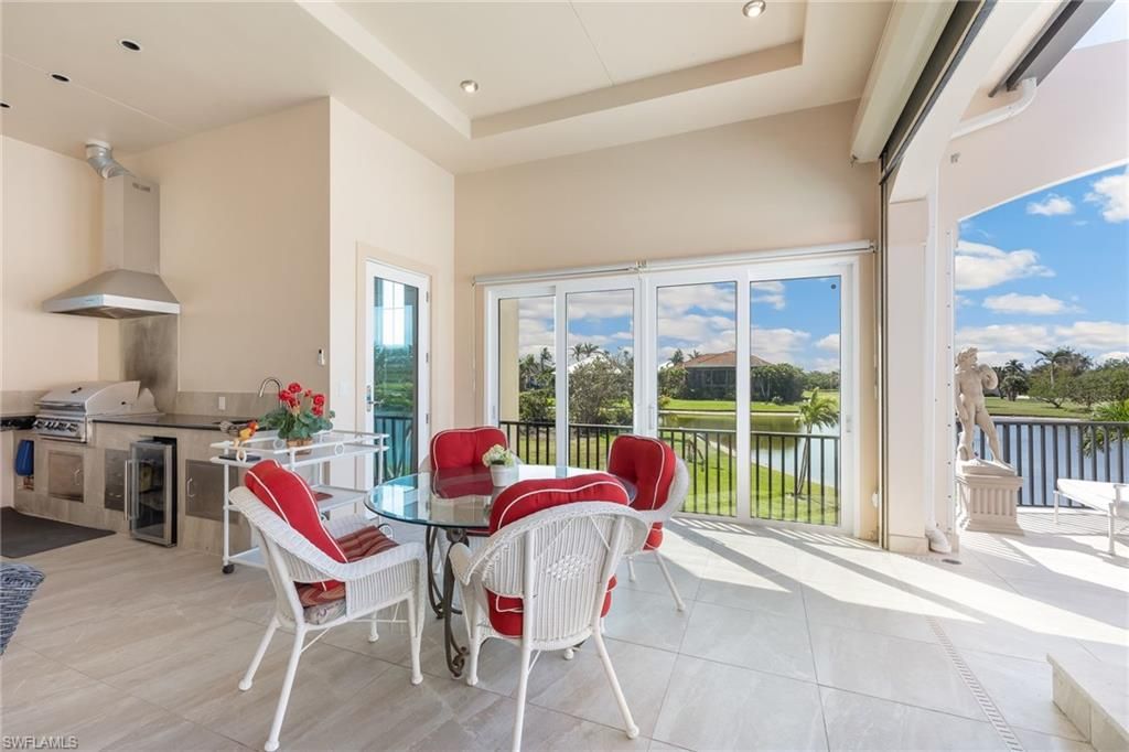 Dining room, Interior, Recessed Lighting, Water