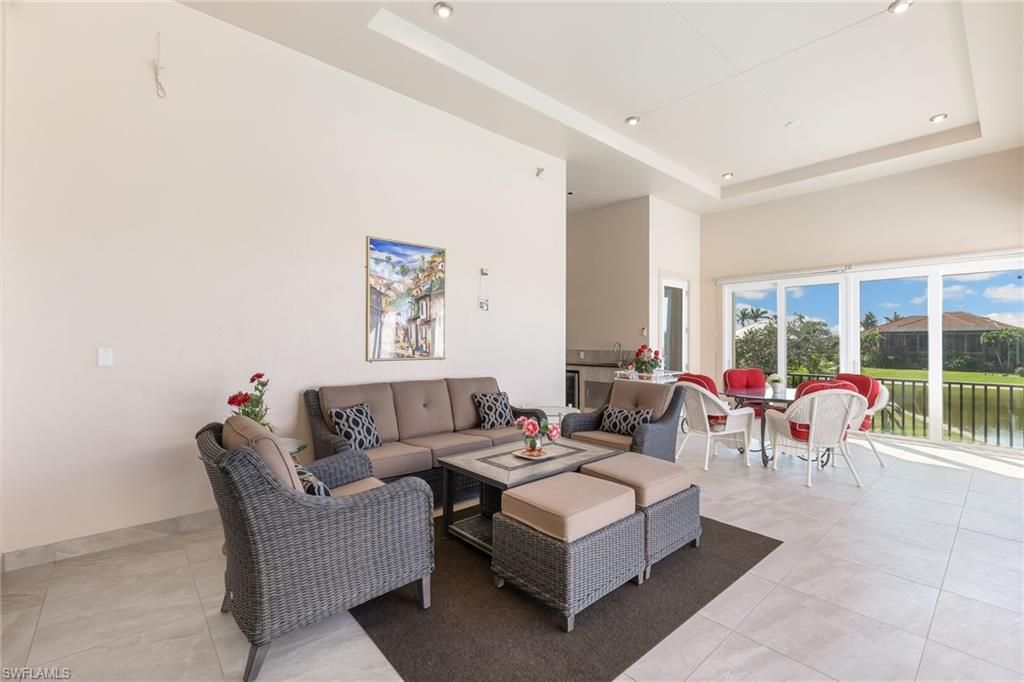 Dining room, Interior, Living room, Recessed Lighting