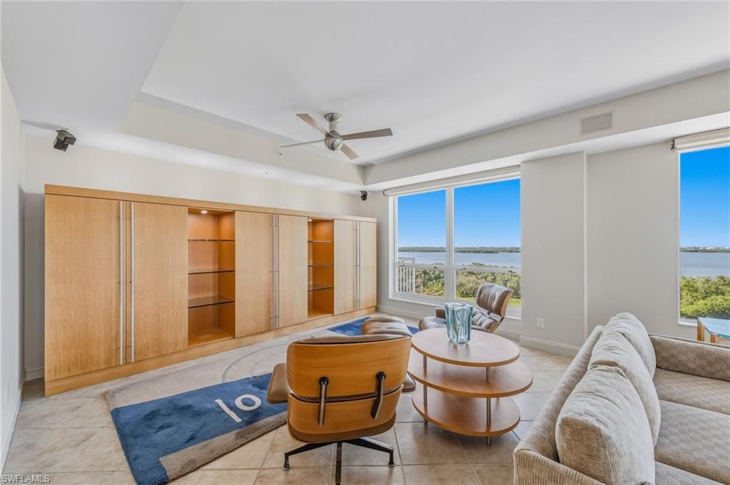 Interior, Living room, Water