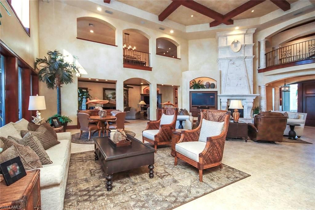 Chandelier, Dining room, Interior, Living room, Recessed Lighting