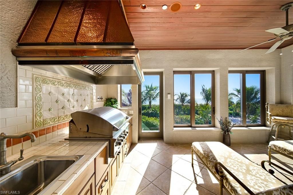 Interior, Wooden Ceilings