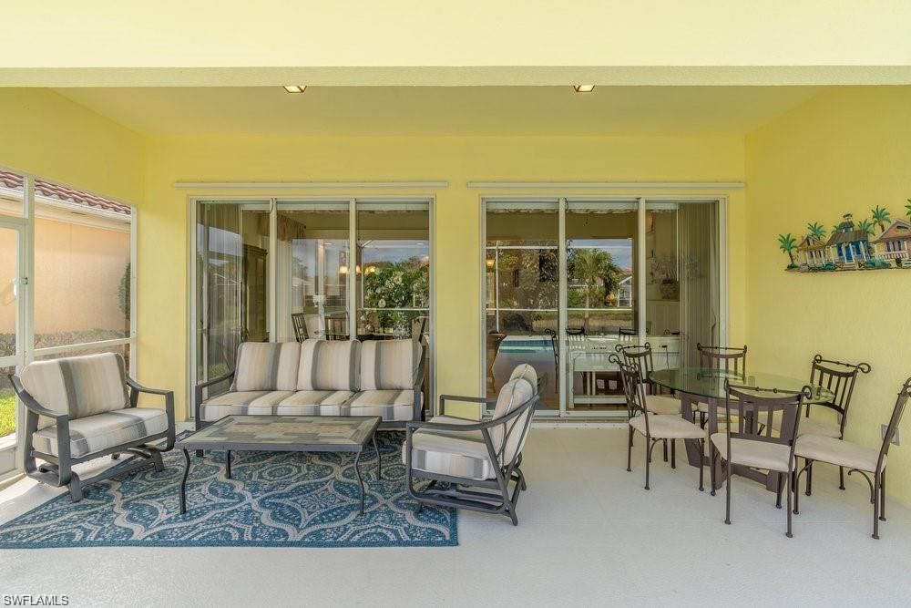 Dining room, Interior, Living room, Recessed Lighting