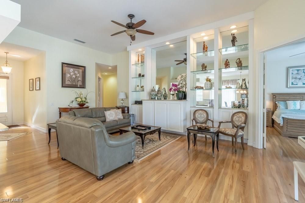 Interior, Living room, Pendant Lights, Recessed Lighting, Wood Texture Flooring