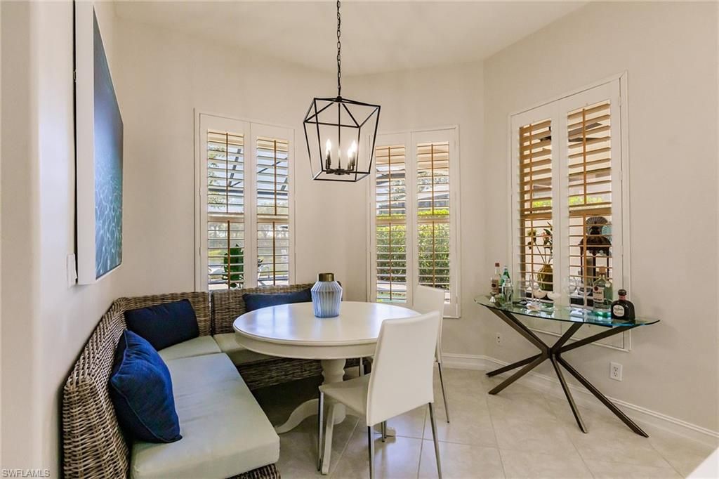 Dining room, Interior, Pendant Lights