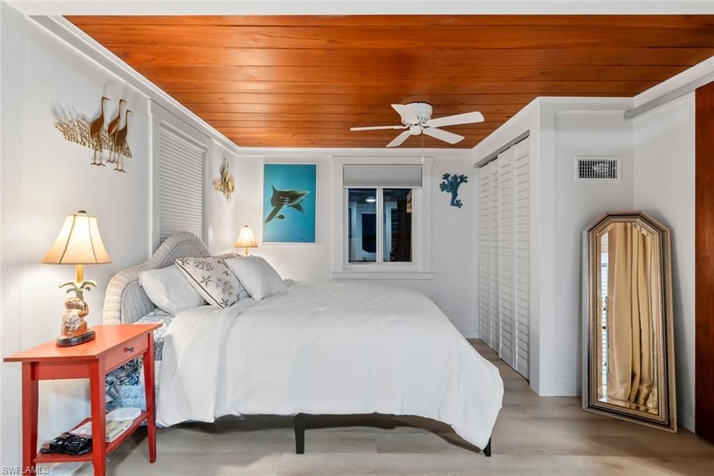 Bedroom, Interior, Wooden Ceilings, Wood Texture Flooring