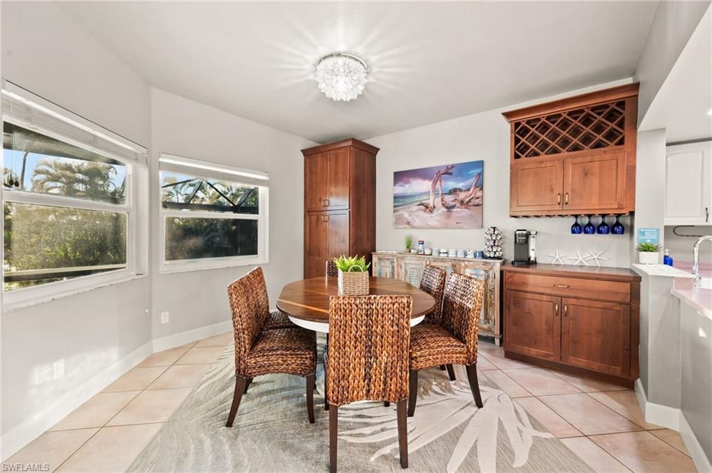 Dining room, Interior, Kitchen