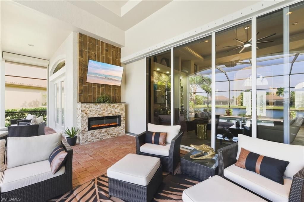 Fireplace, Interior, Living room, Sun Room, Water