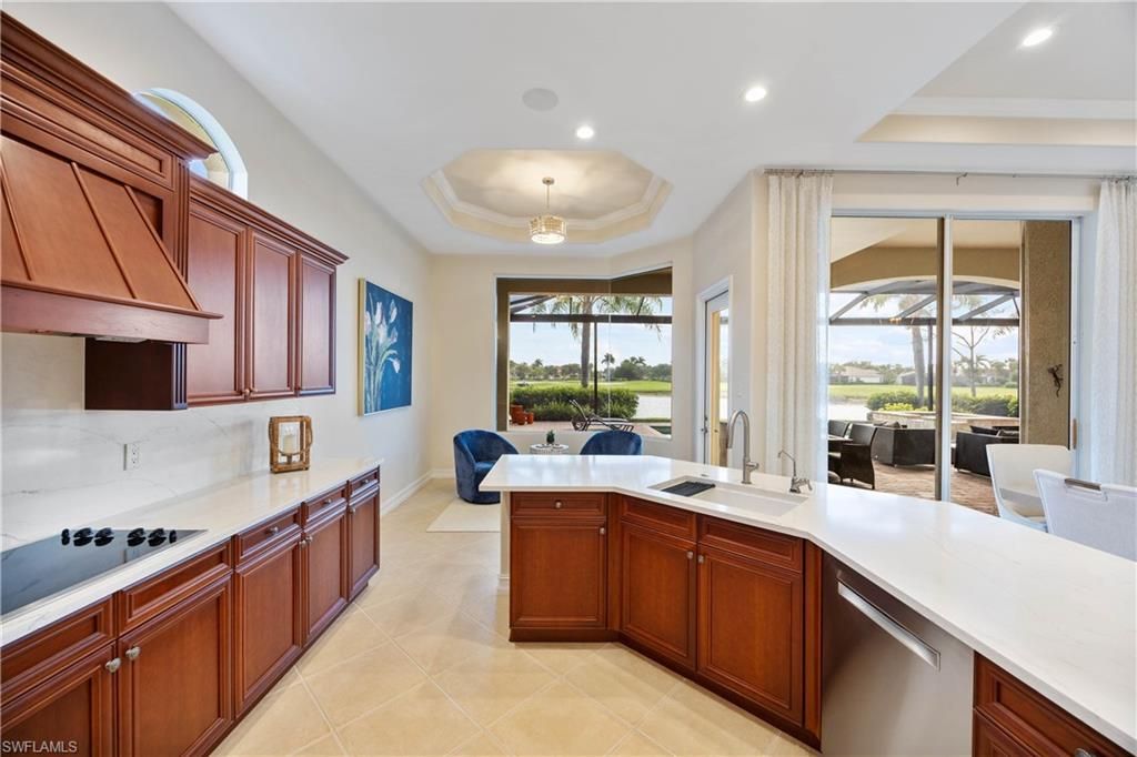Dining room, Interior, Kitchen, Pendant Lights, Recessed Lighting, Stainless Steel Appliances, Water