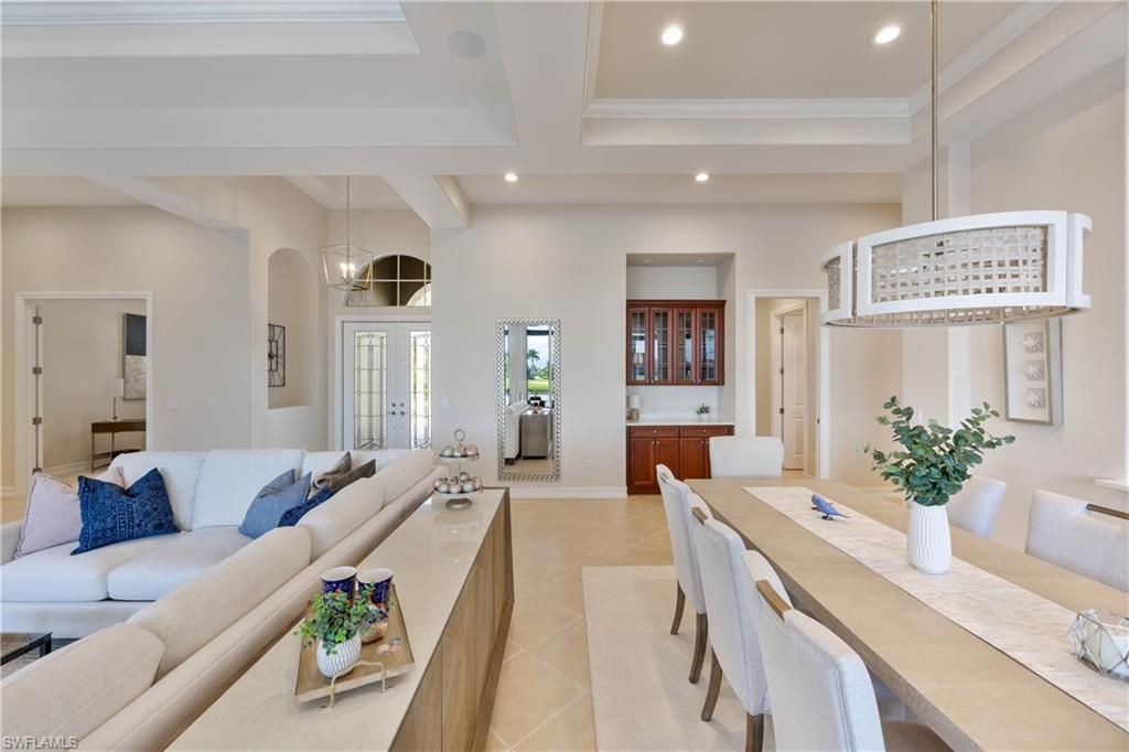 Dining room, Interior, Living room, Pendant Lights, Recessed Lighting