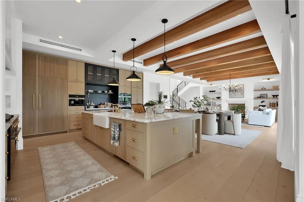 Interior, Kitchen, Living room, Pendant Lights, Recessed Lighting, Stainless Steel Appliances, Wooden Beams, Wooden Ceilings, Wood Texture Flooring