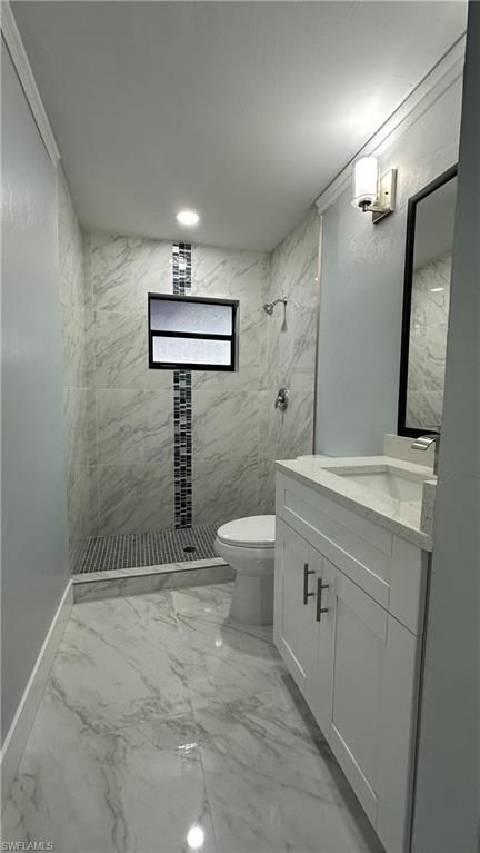 Bathroom, Interior, Marble, Marble Walls, Recessed Lighting