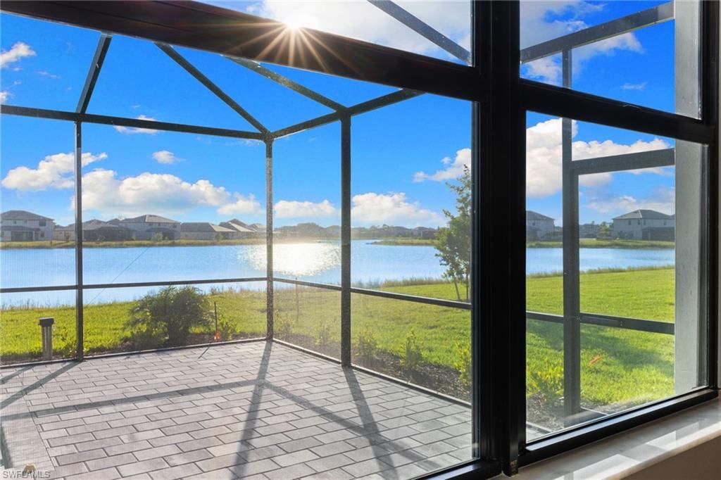 Glass Ceilings, Interior, Sun Room, Water