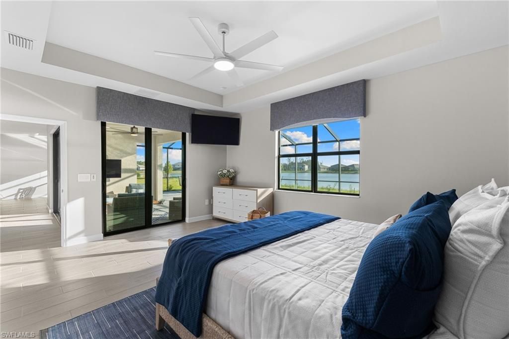 Bedroom, Interior, Water, Wood Texture Flooring