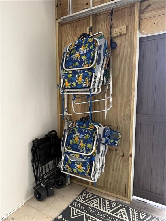 Interior, Wooden Walls