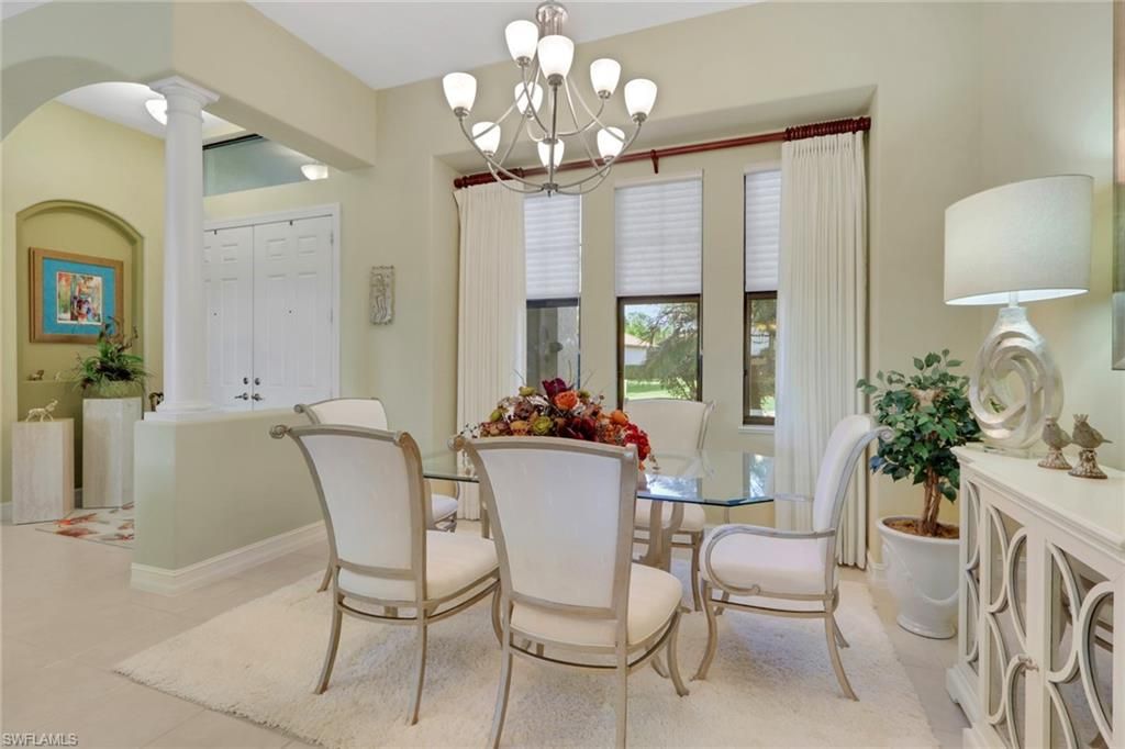 Chandelier, Dining room, Interior