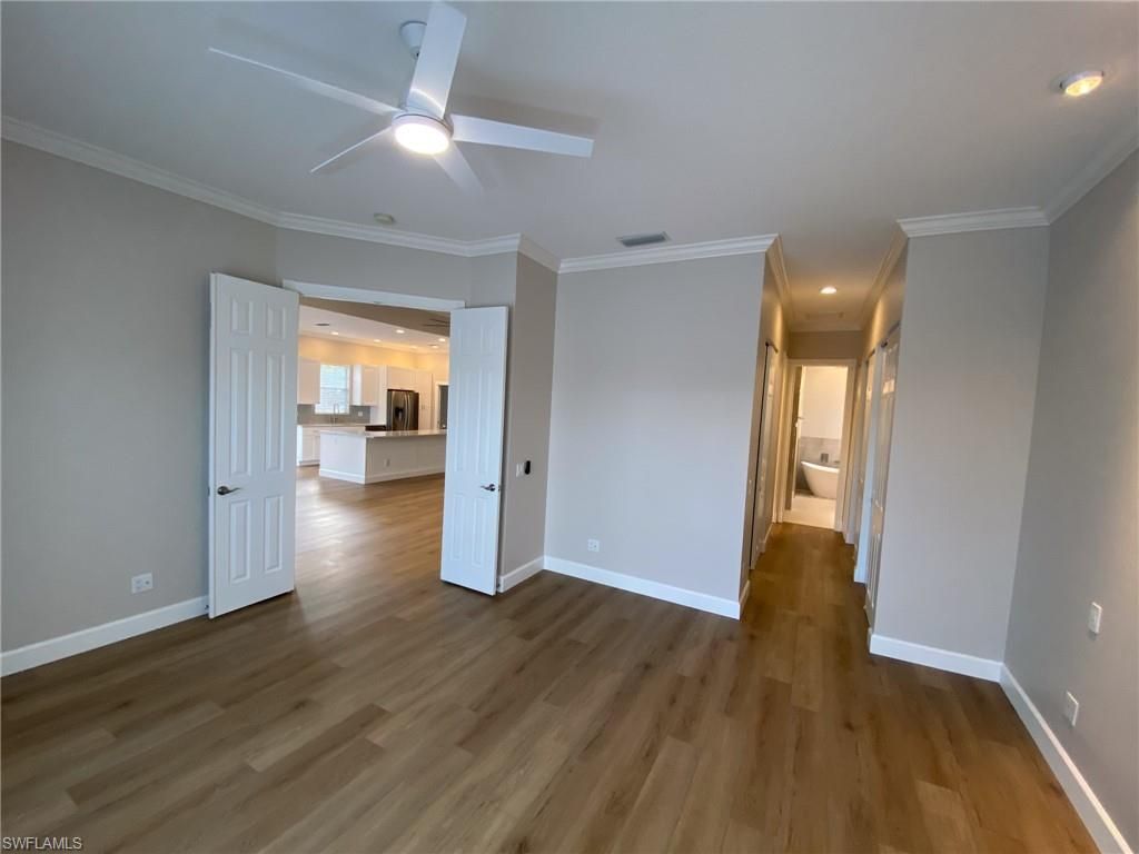 Empty room, Interior, Kitchen, Recessed Lighting, Wood Texture Flooring