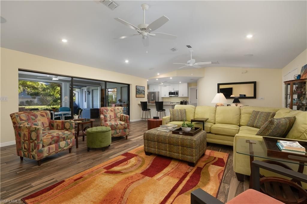 Interior, Kitchen, Living room, Recessed Lighting, Wood Texture Flooring