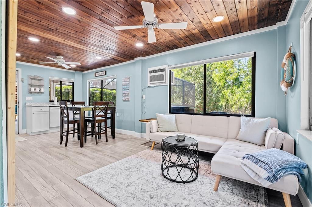 Dining room, Interior, Living room, Recessed Lighting, Wooden Ceilings, Wood Texture Flooring