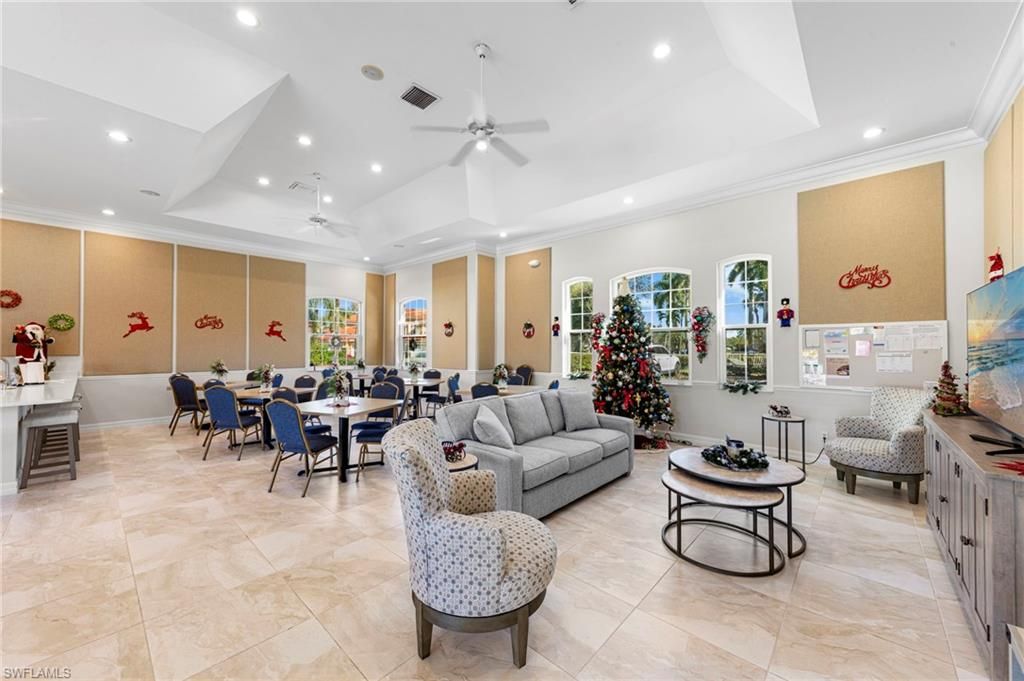 Dining room, Interior, Living room, Recessed Lighting