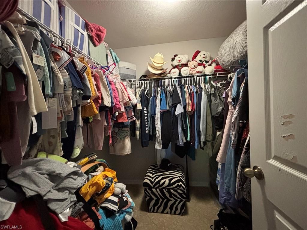 Interior, Walk-in Closets