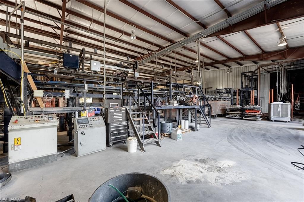 Interior, Wooden Beams