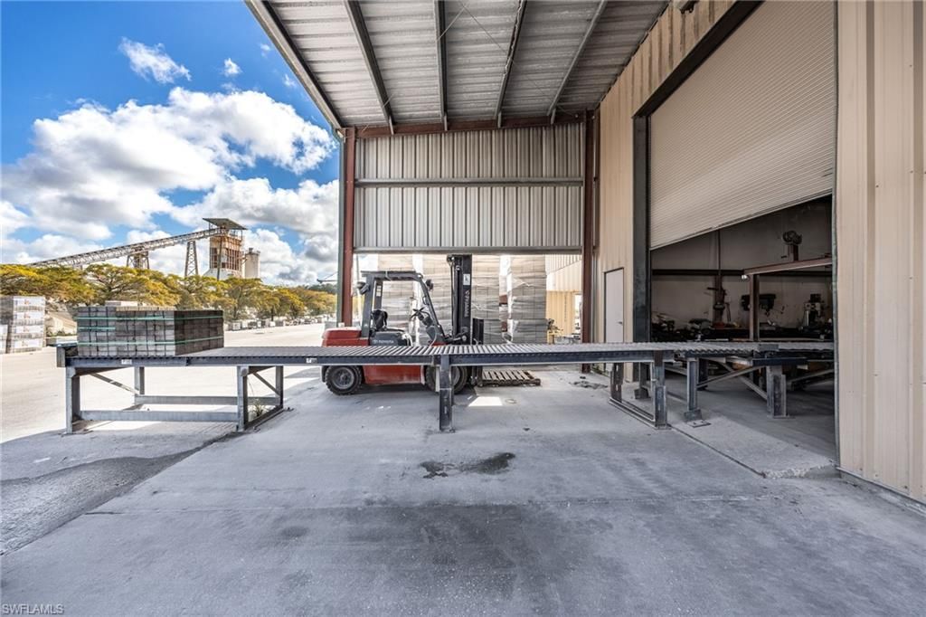 Exterior, Fitness Equipment