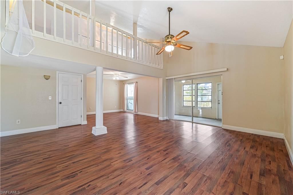 Empty room, Interior, Wood Texture Flooring