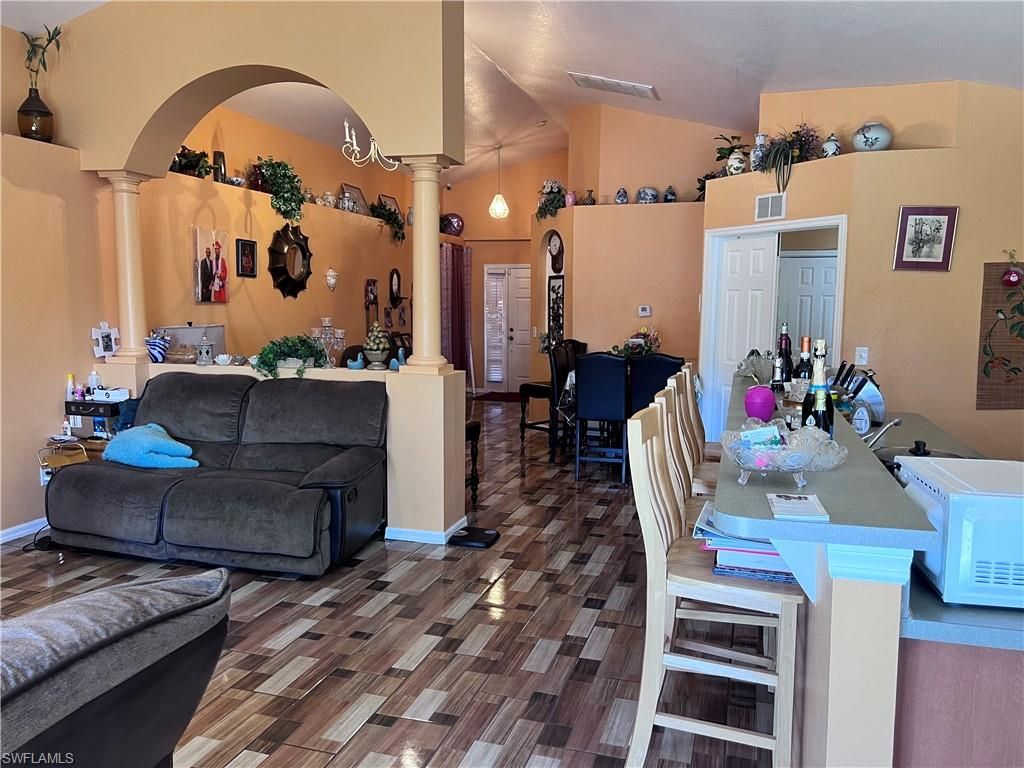 Dining room, Interior, Living room, Pendant Lights