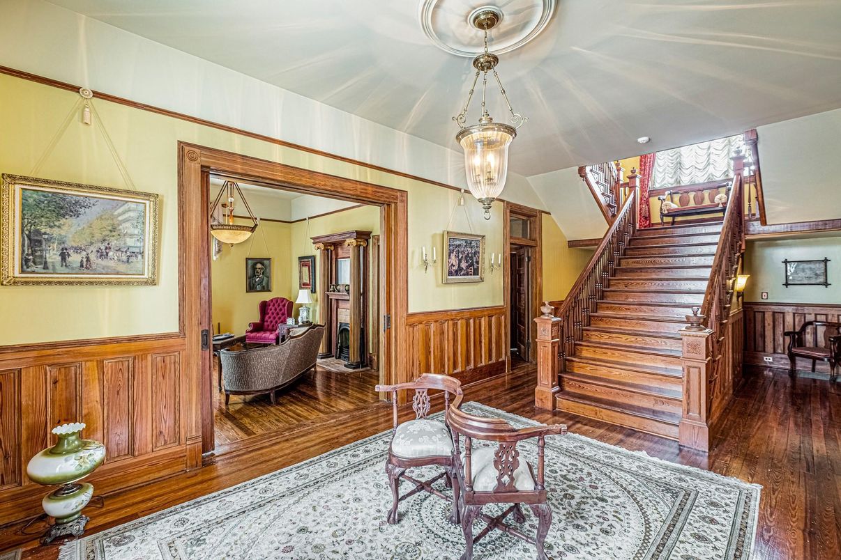 Chandelier, Interior, Recessed Lighting, Wood Texture Flooring