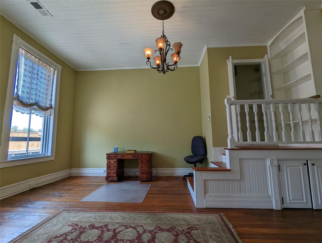 Chandelier, Interior, Wood Texture Flooring