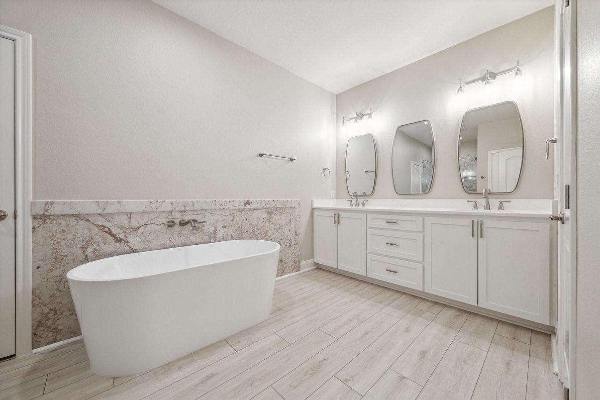 Bathroom, Dual Sink Vanities, Free Standing Baths, Interior, Wood Texture Flooring