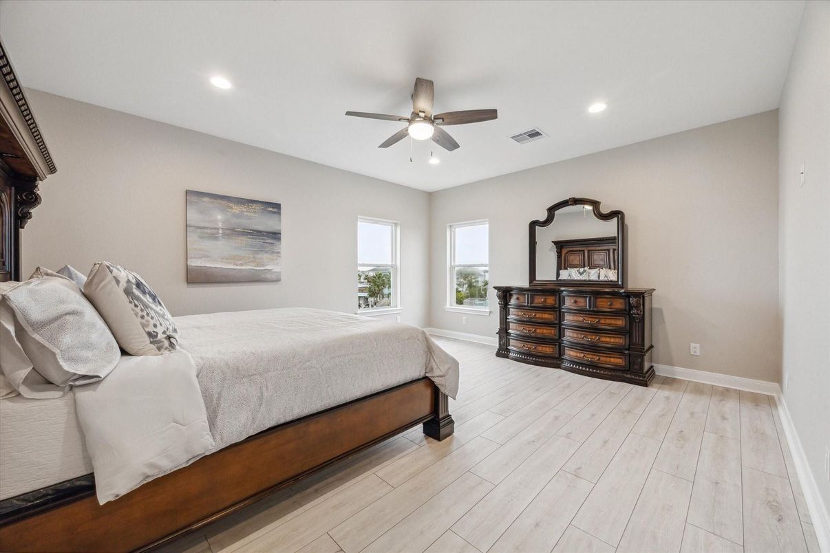 Bedroom, Interior, Recessed Lighting, Wood Texture Flooring