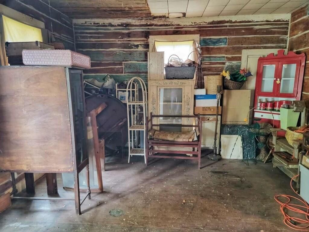 Interior, Wooden Walls