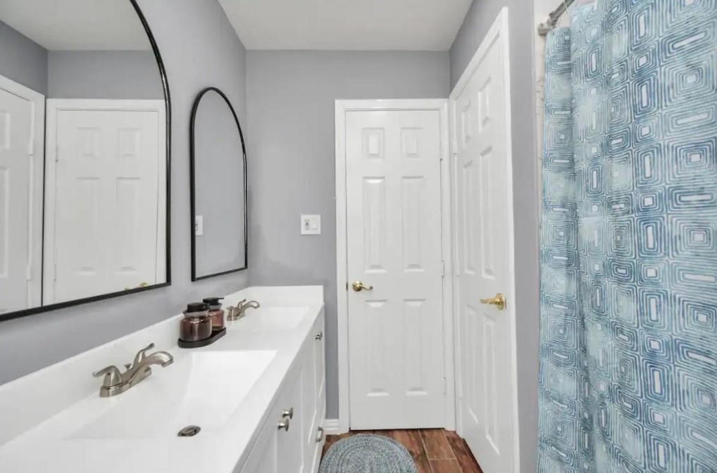 Bathroom, Interior, Wood Texture Flooring