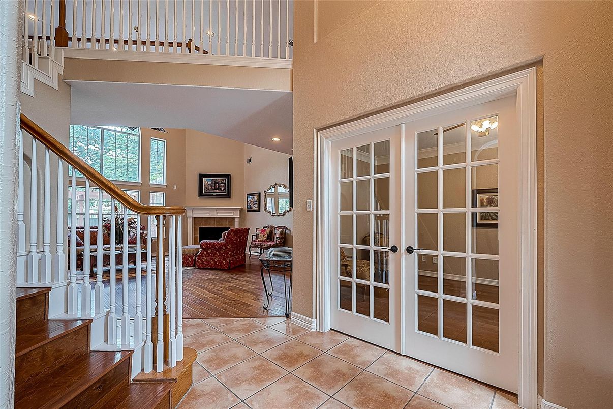 Fireplace, Interior, Recessed Lighting, Wood Texture Flooring