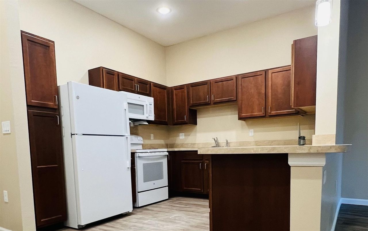 Interior, Kitchen, Recessed Lighting, Wood Texture Flooring