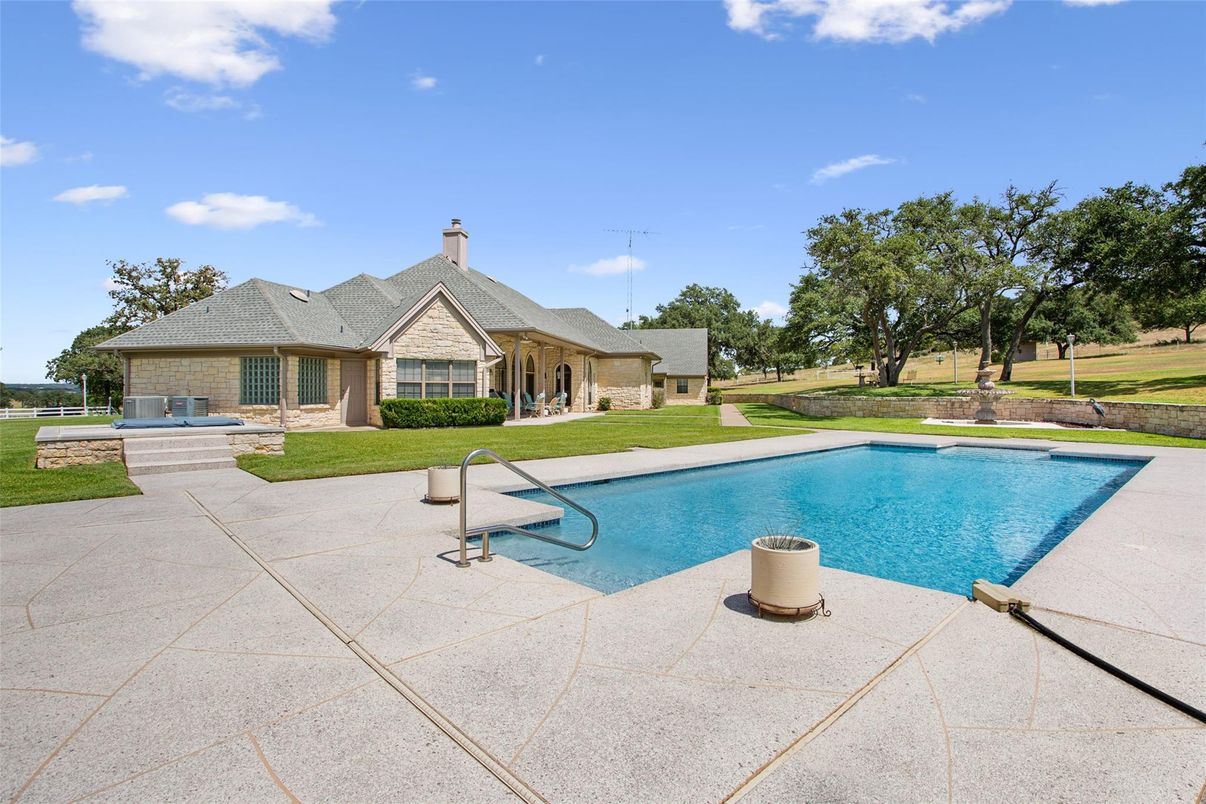 Backyard, Exterior, Pool