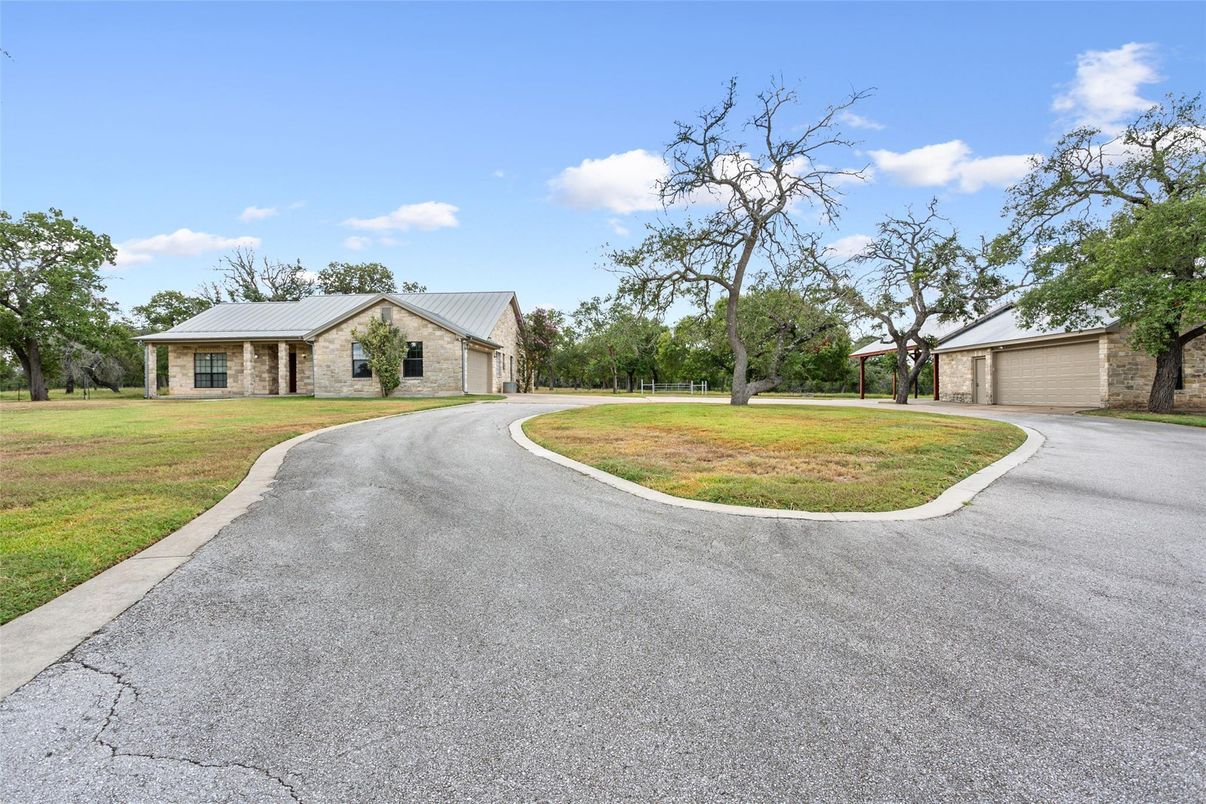 Backyard, Detached Garage, Exterior